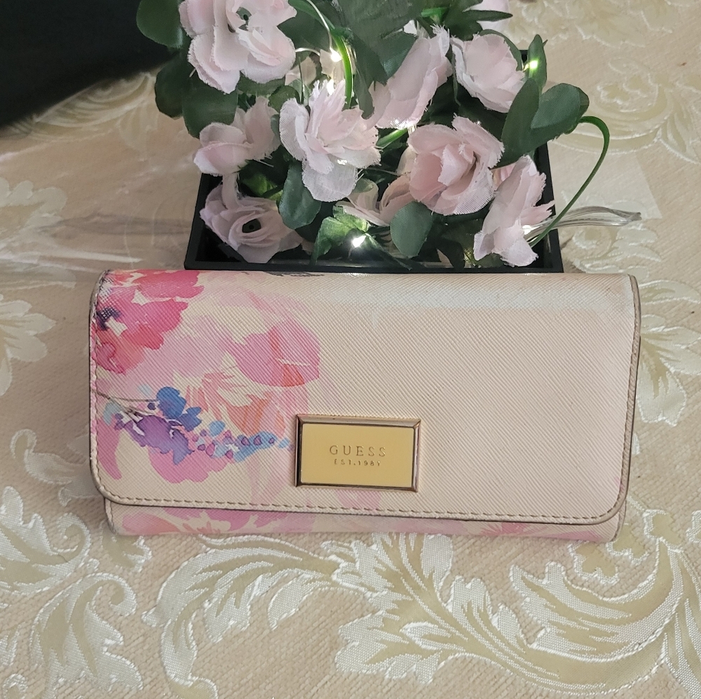 GUESS Beige and Pink Floral Wallet